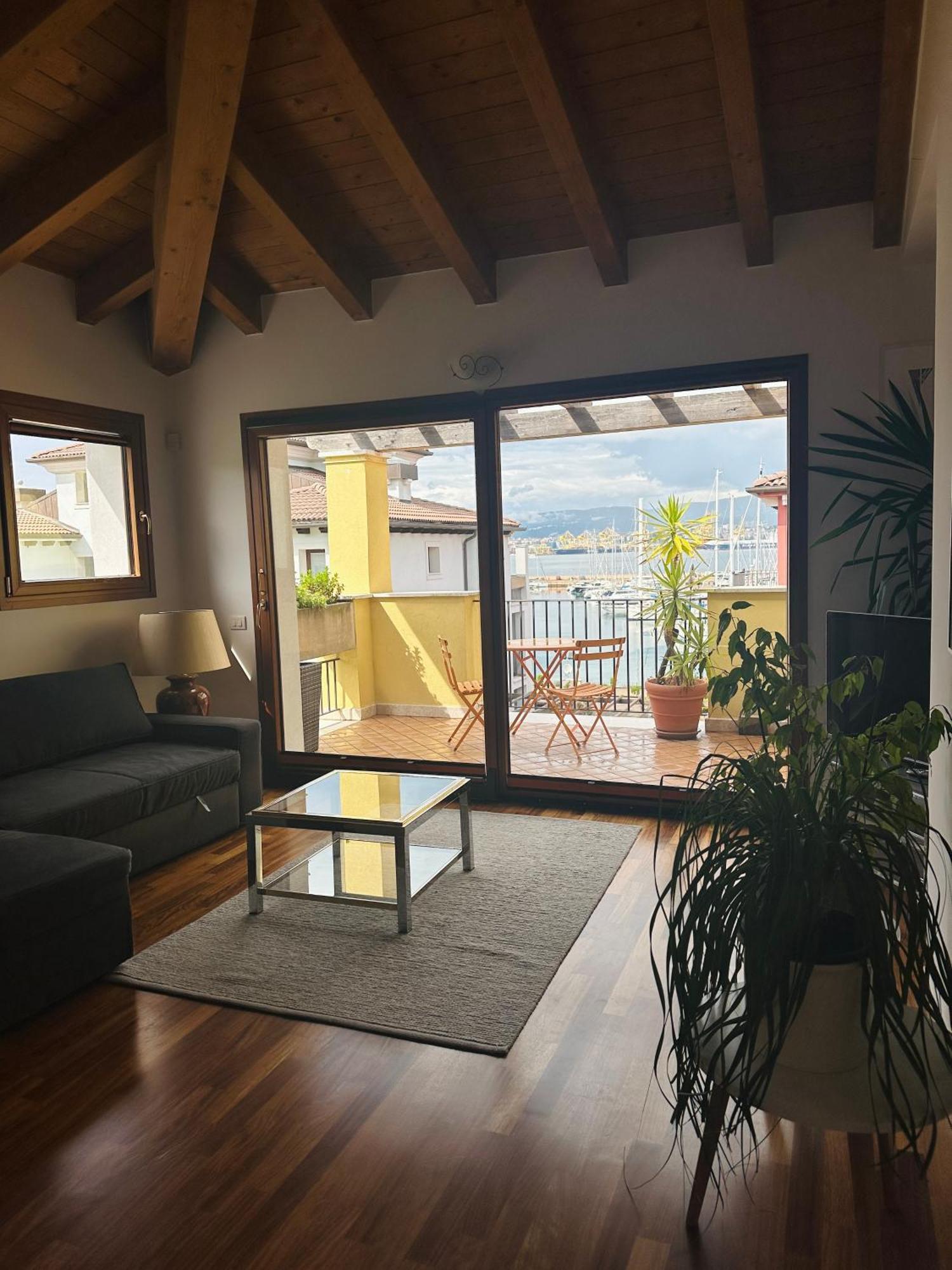 Apartment Claudia Múggia エクステリア 写真