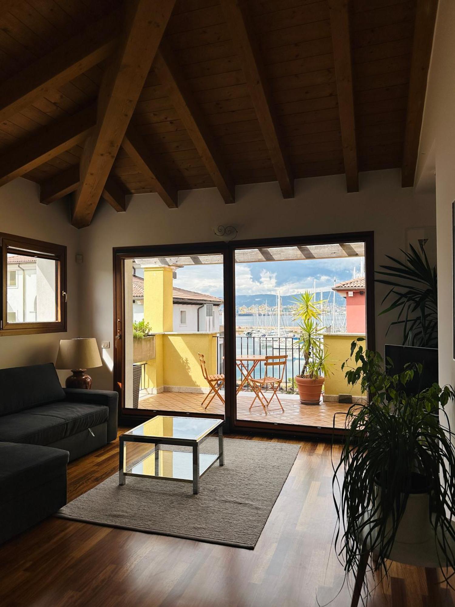 Apartment Claudia Múggia エクステリア 写真